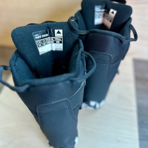 Kids' Burton Mini Grom Snowboard Boots Black & White Size 13C EUC - Picture 5 of 6